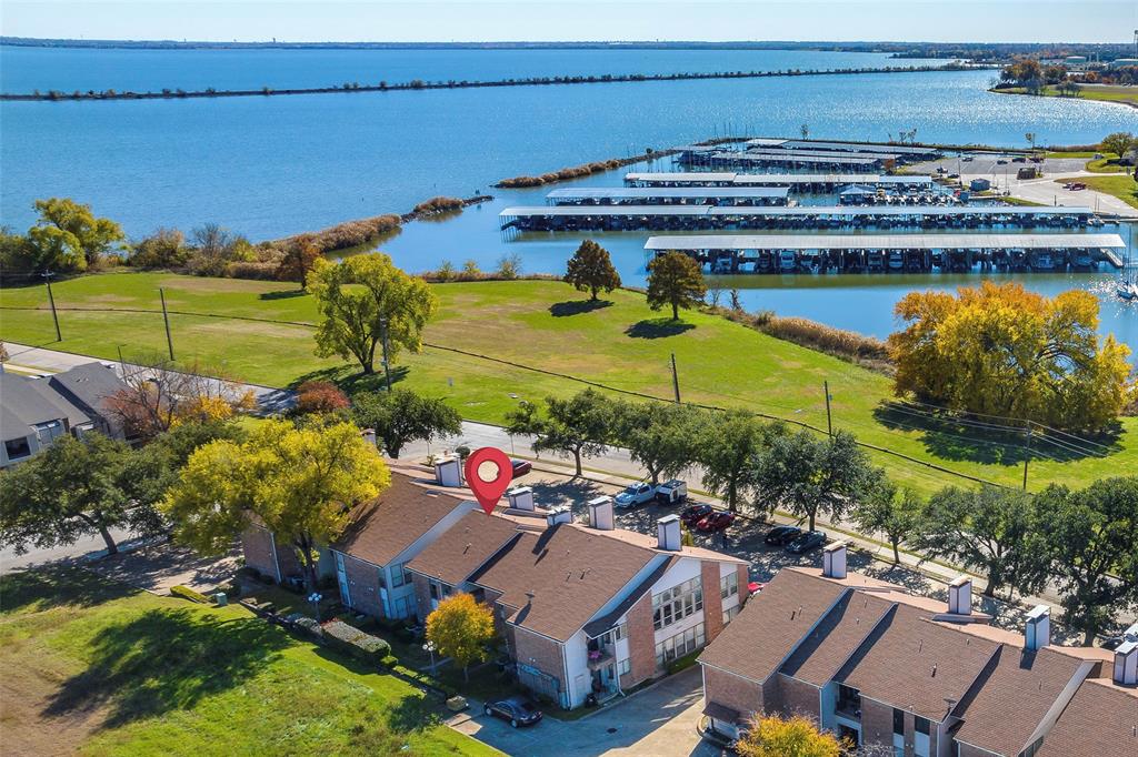 FAULKNER POINT 7 - Residential