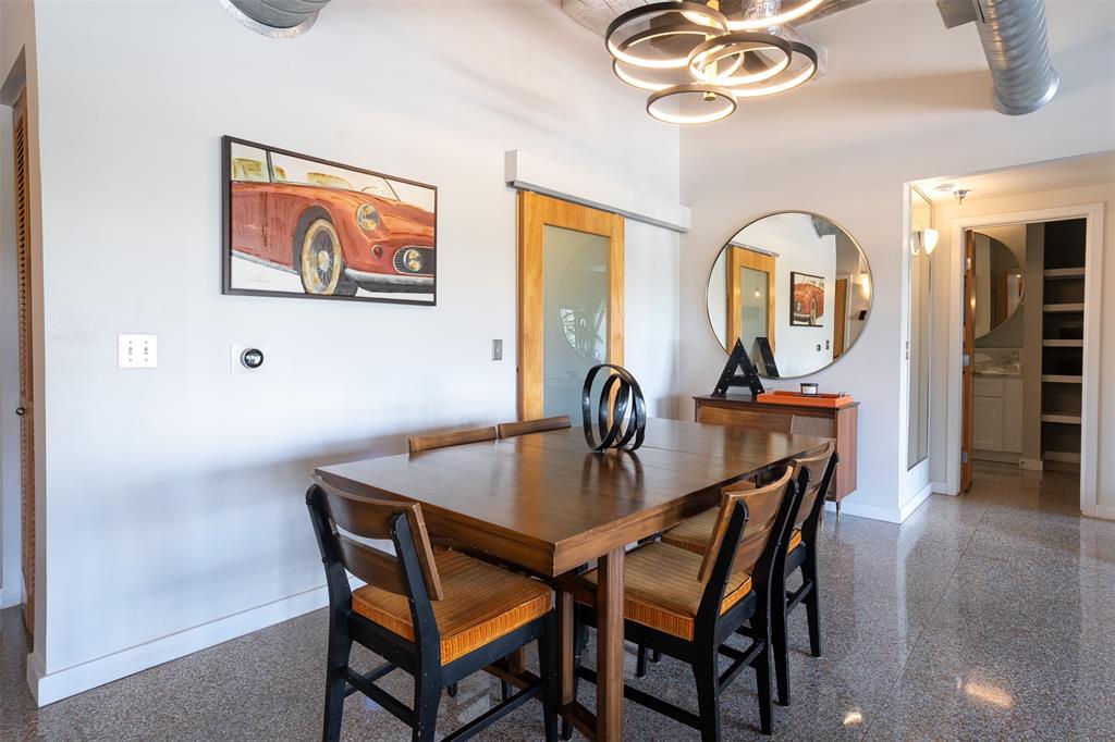 Texas & Pacific Lofts Condo - Residential