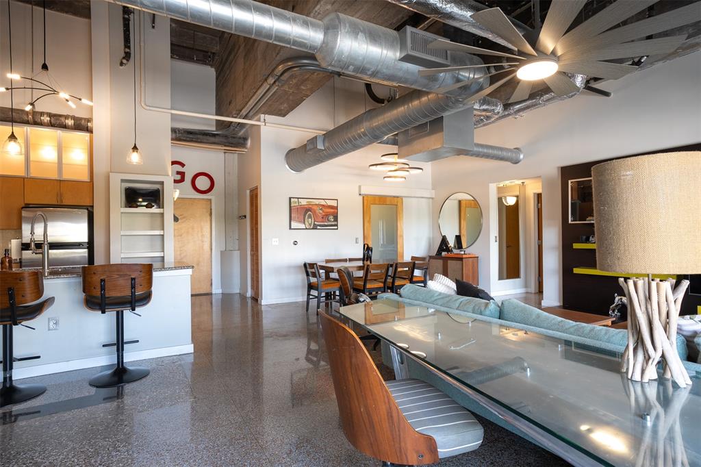 Texas & Pacific Lofts Condo - Residential