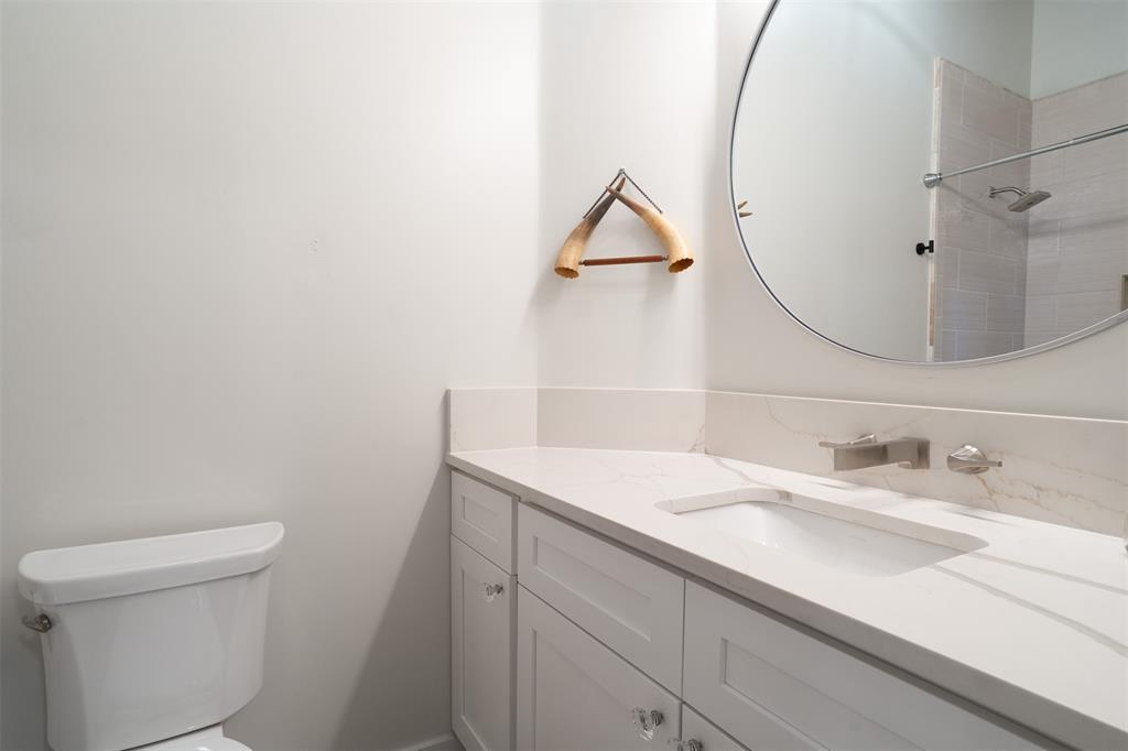 Texas & Pacific Lofts Condo - Residential