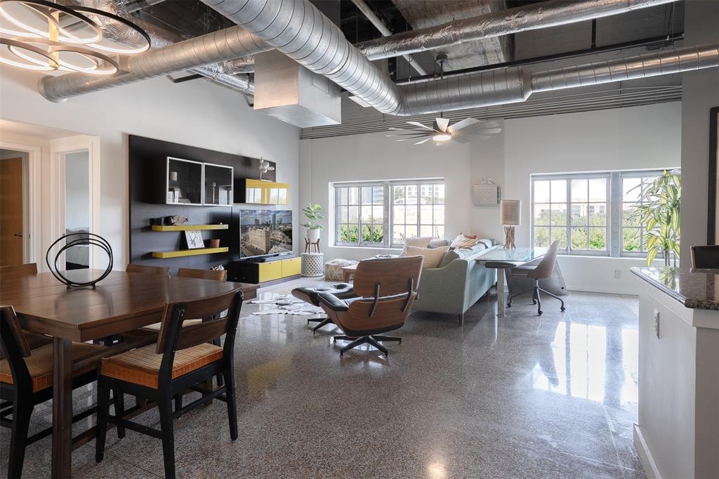 Texas & Pacific Lofts Condo - Residential