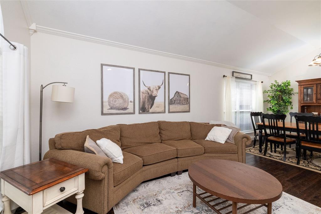 329 Shadow Grass Avenue