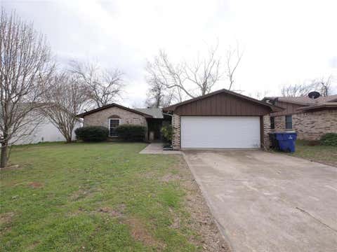 Photo of 2702 Shawn Drive, Denison, TX 75020 (MLS # 21367823)