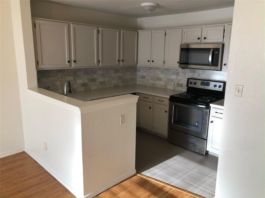 6108 Abrams Road 613
