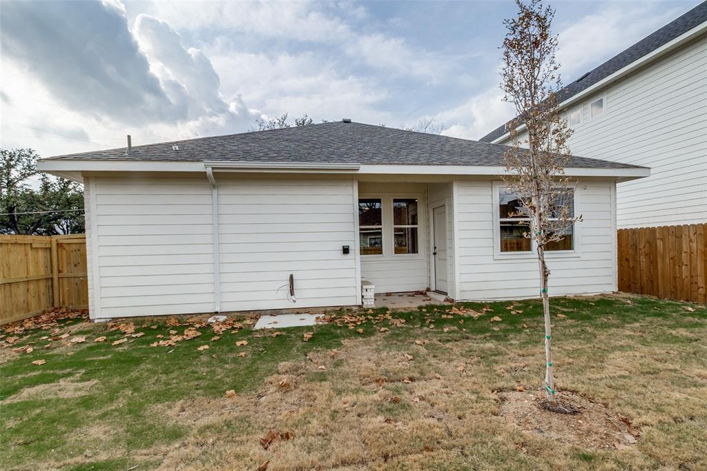 Lincoln Manor 02 - Residential