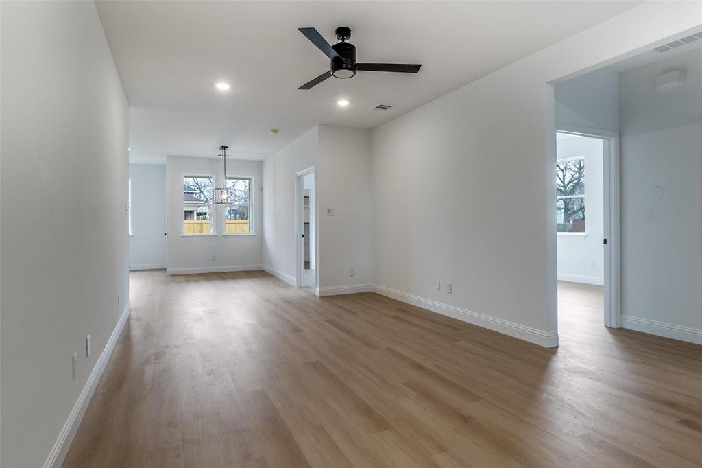 Lincoln Manor 02 - Residential