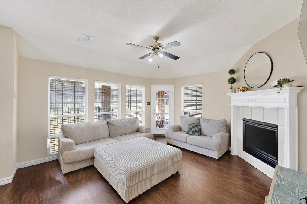 1247 Cross Creek Drive