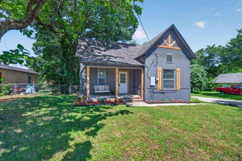 Photo of 202 S Main Street, Joshua, TX 76058 (MLS # 21330049)