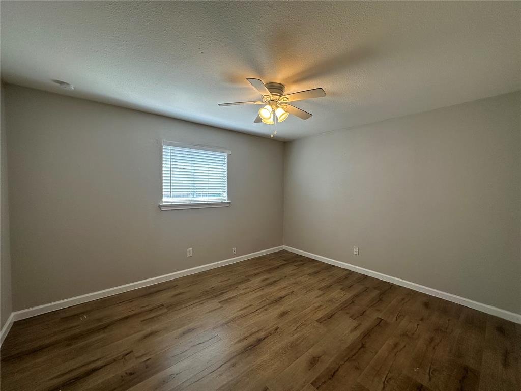 E H Rays - Residential Lease