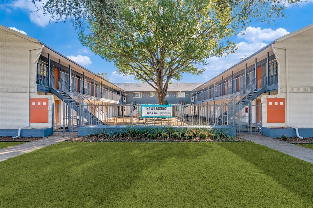 E H Rays - Residential Lease