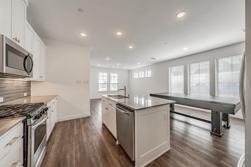 Harvest Twnhms Ph I - Residential