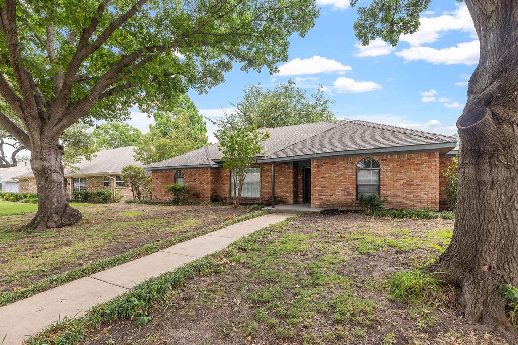 3116 Lynbrook Drive