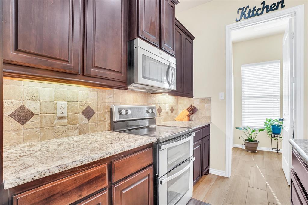 Colonial Acres - Residential