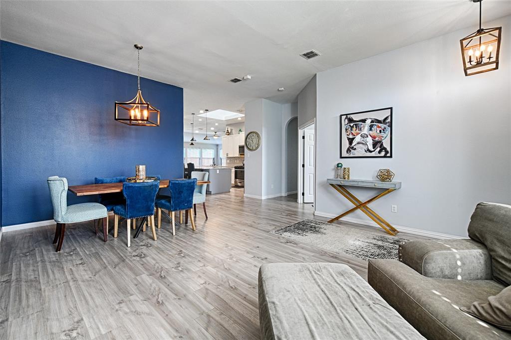 2216 Pinto Lane