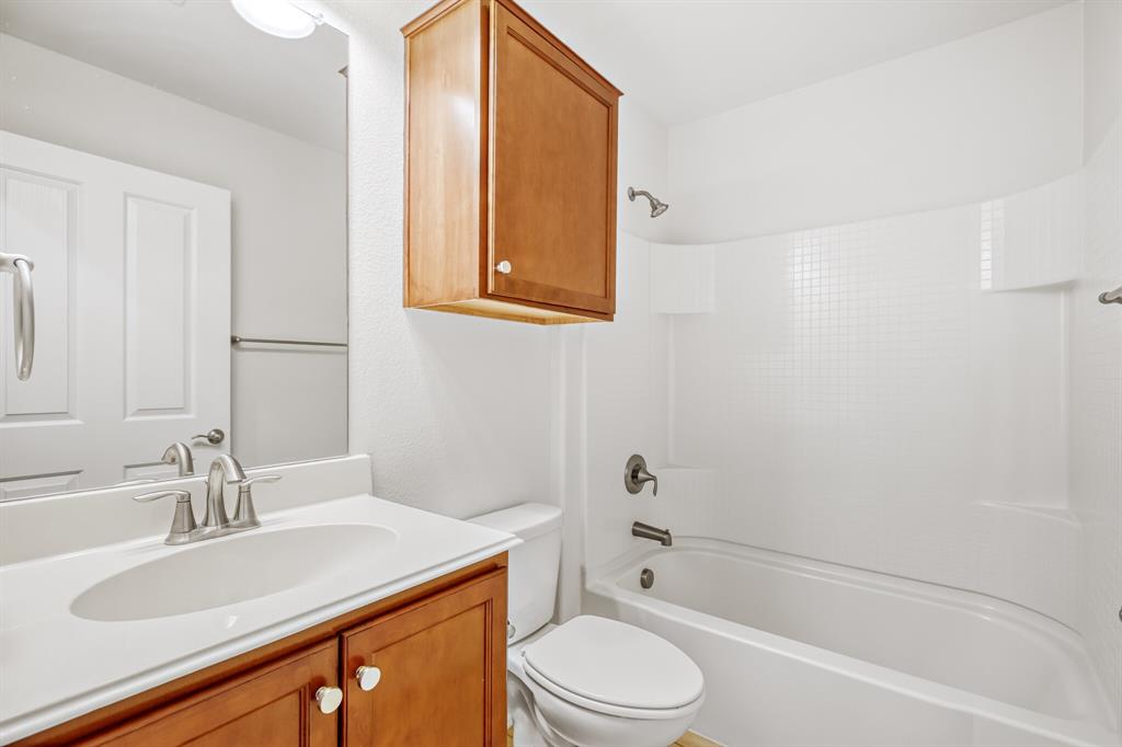 Frisco Lakes By Del Webb Villa - Residential