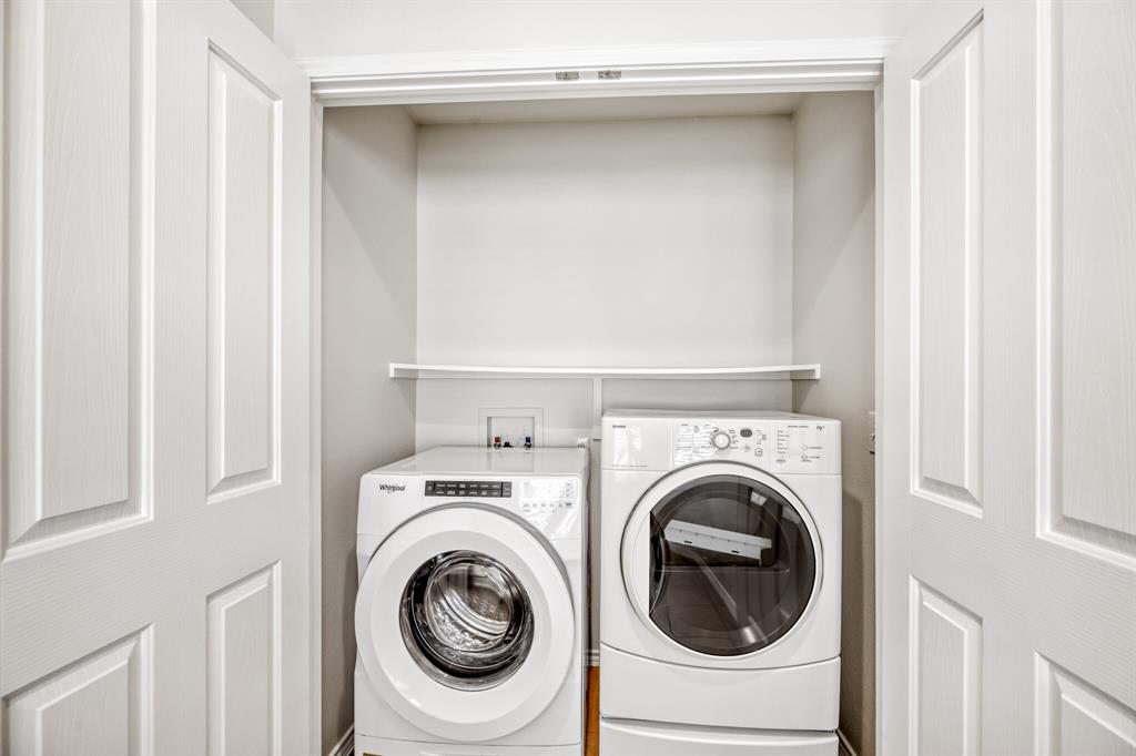 Frisco Lakes By Del Webb Villa - Residential