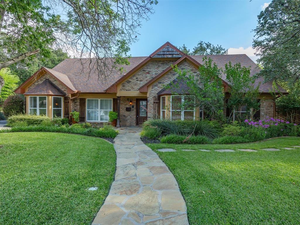 4400 Summercrest Court