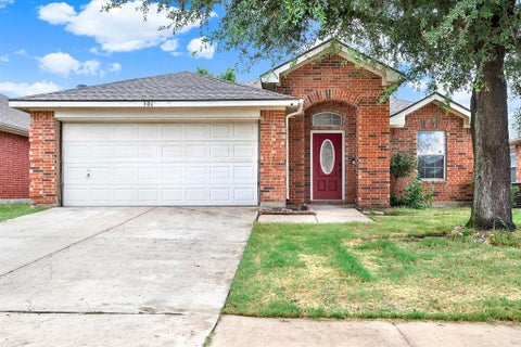 Photo of 306 Lakefront Drive, Wylie, TX 75098 (MLS # 21329739)