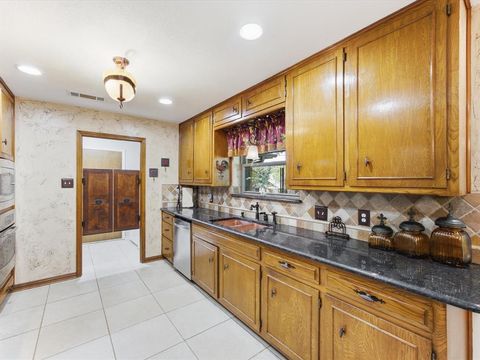 Tiny photo for 5008 Kemble Street, Fort Worth, TX 76103 (MLS # 21326904)