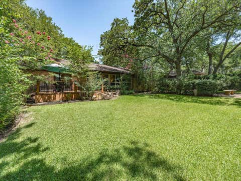 Tiny photo for 5008 Kemble Street, Fort Worth, TX 76103 (MLS # 21326904)