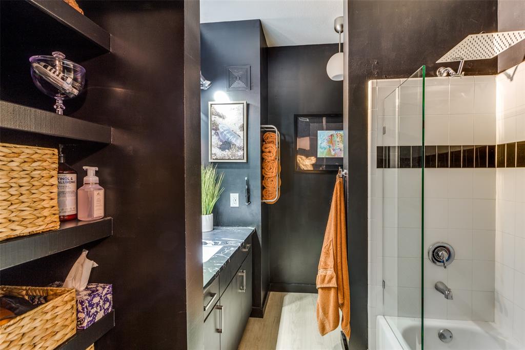 Texas & Pacific Lofts Condo - Residential