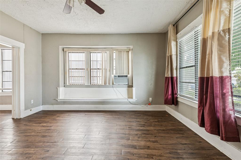 724 W 7th Street