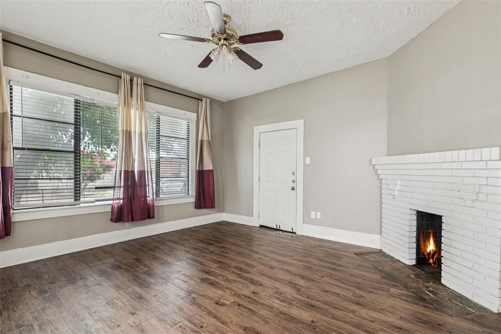 724 W 7th Street