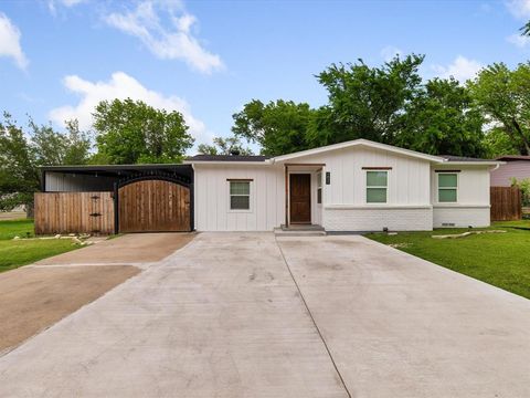 1821 Melissa Street Arlington TX 76010