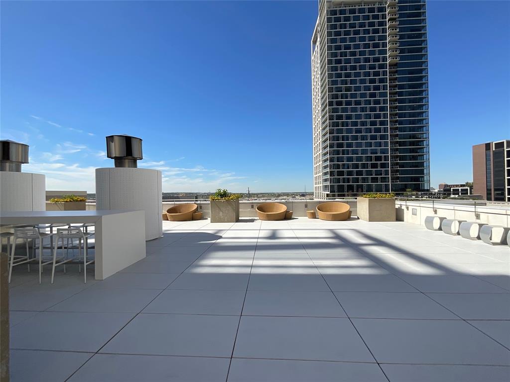 South Tower Residences - Residential