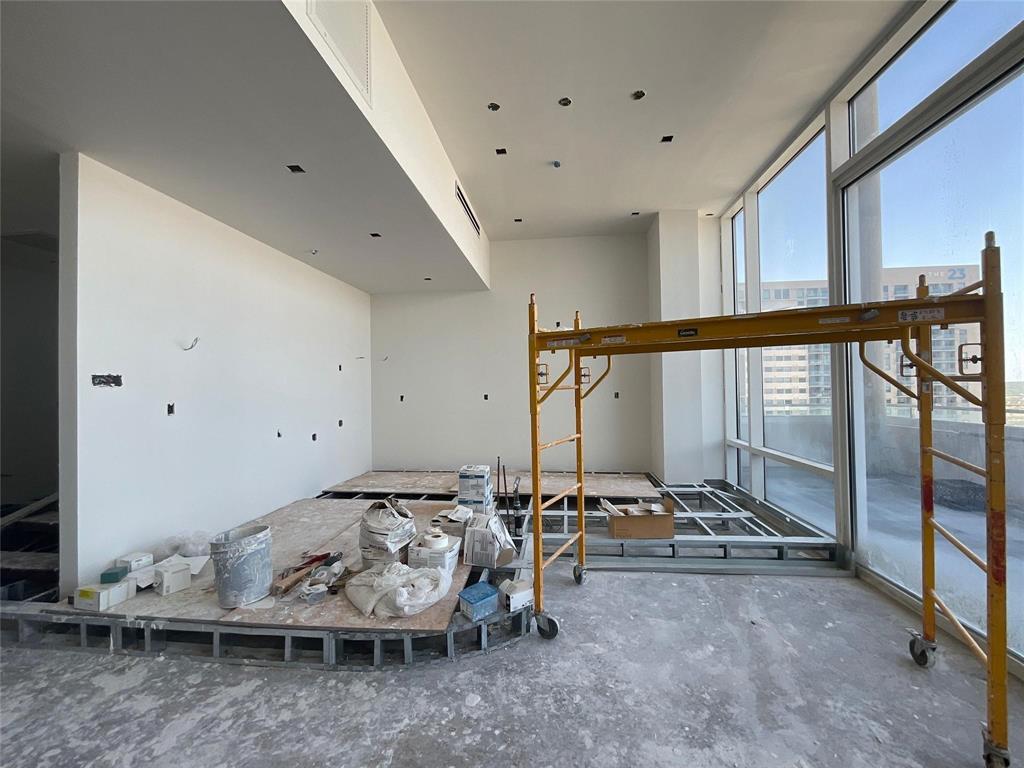 South Tower Residences - Residential