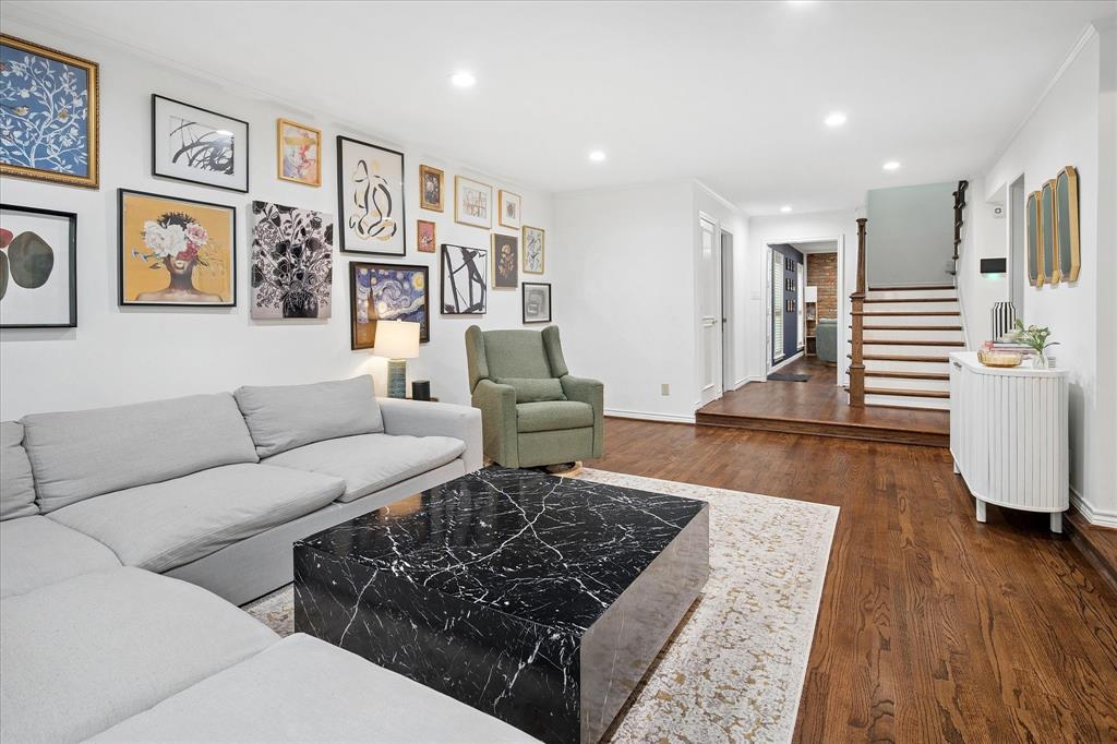 Preston Square Twnhm - Residential