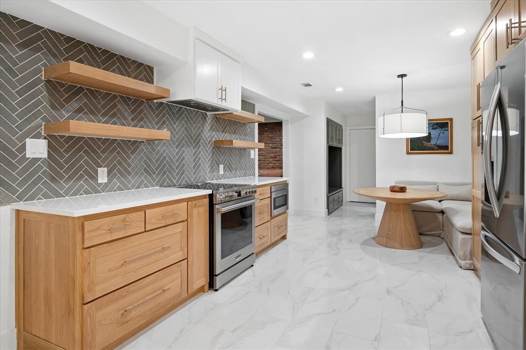 Preston Square Twnhm - Residential