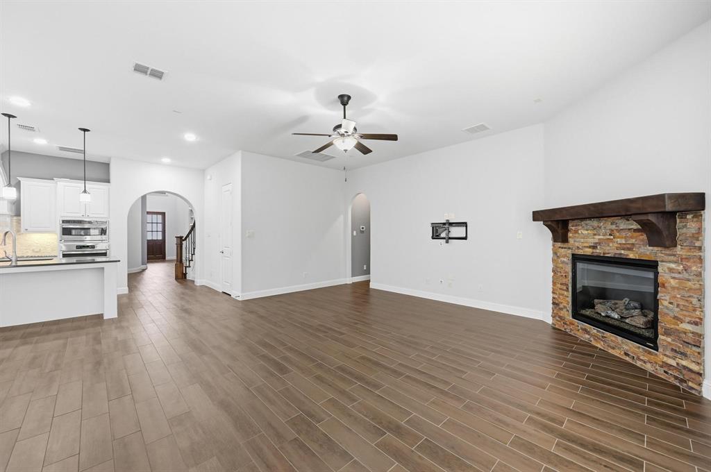 Lakeside Ph One - Residential