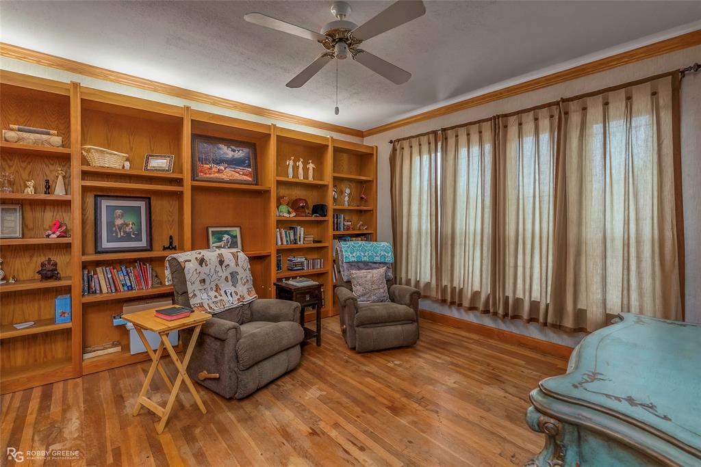 Shreveport, Louisiana 71105, United States, 4 Bedrooms Bedrooms, ,3 BathroomsBathrooms,Residential,Contingent,118223