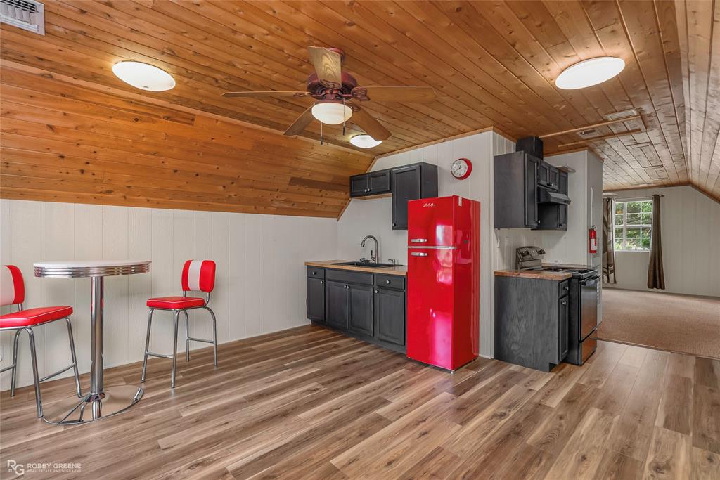 Shreveport, Louisiana 71105, United States, 4 Bedrooms Bedrooms, ,3 BathroomsBathrooms,Residential,Contingent,118223