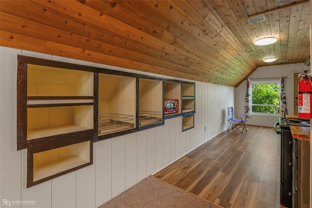 Shreveport, Louisiana 71105, United States, 4 Bedrooms Bedrooms, ,3 BathroomsBathrooms,Residential,Contingent,118223