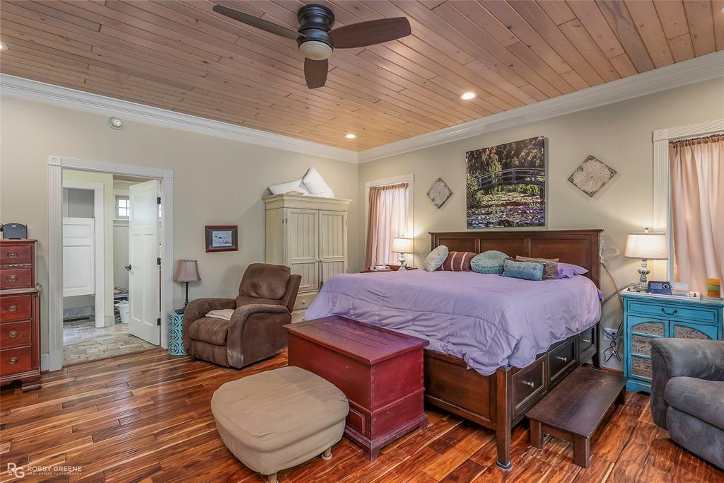 Shreveport, Louisiana 71105, United States, 4 Bedrooms Bedrooms, ,3 BathroomsBathrooms,Residential,Contingent,118223