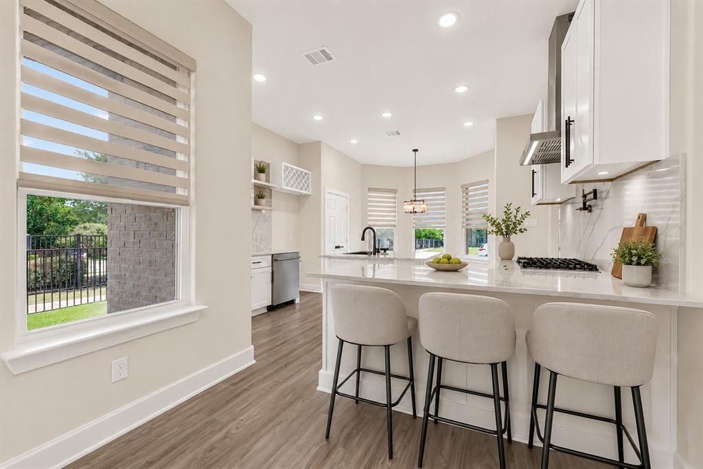 3700 Creek View Drive