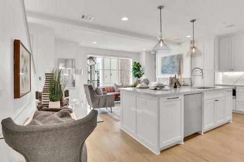 Tiny photo for 4116 University Boulevard #C4, University Park, TX 75205 (MLS # 21119759)