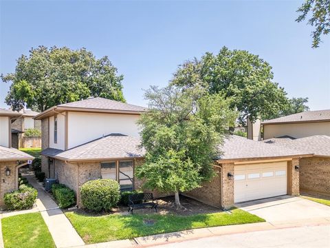 3 W Meadow Lane, Bedford, TX 76021 - #: 20629355