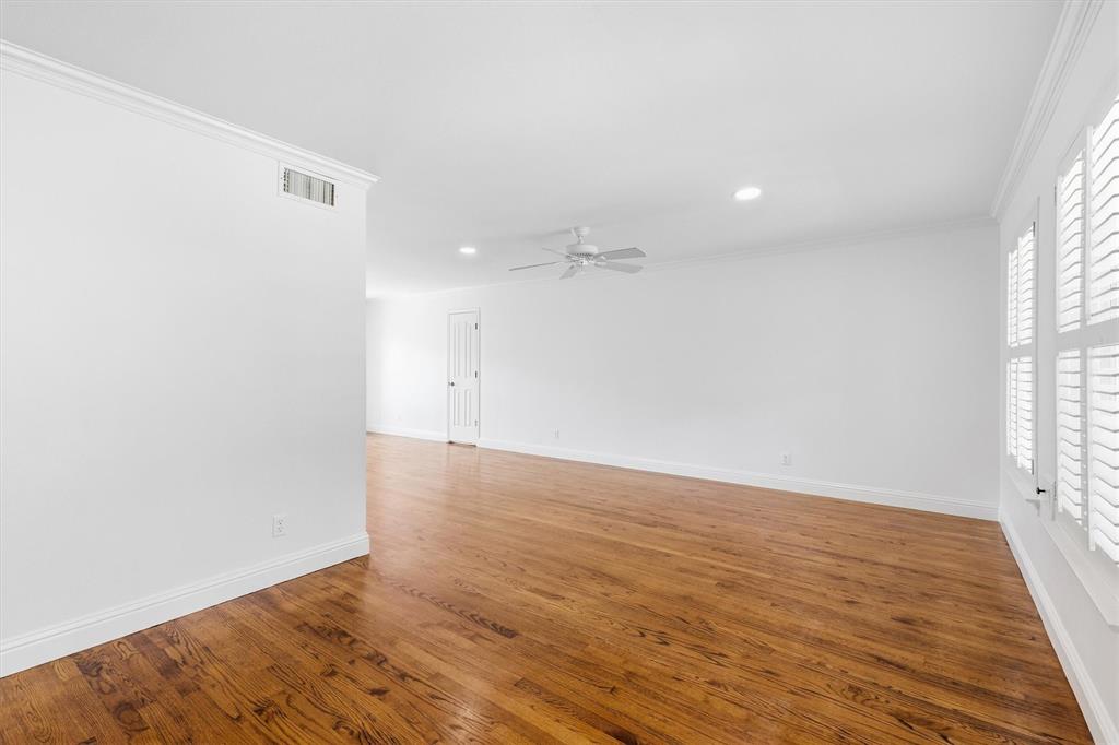4118 Park Lane