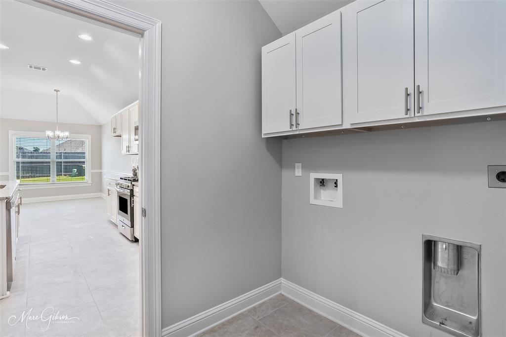 Bossier City, Louisiana 71112, United States, 3 Bedrooms Bedrooms, ,2 BathroomsBathrooms,Residential,Pending,182104