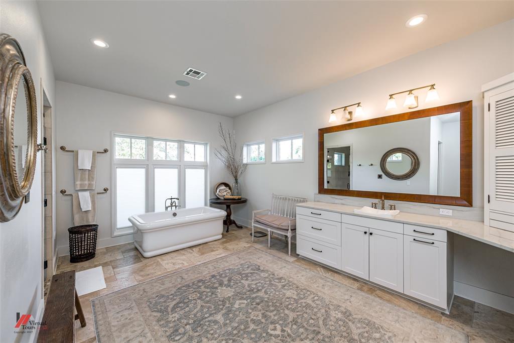 WOODLAKE RIDGE - Residential