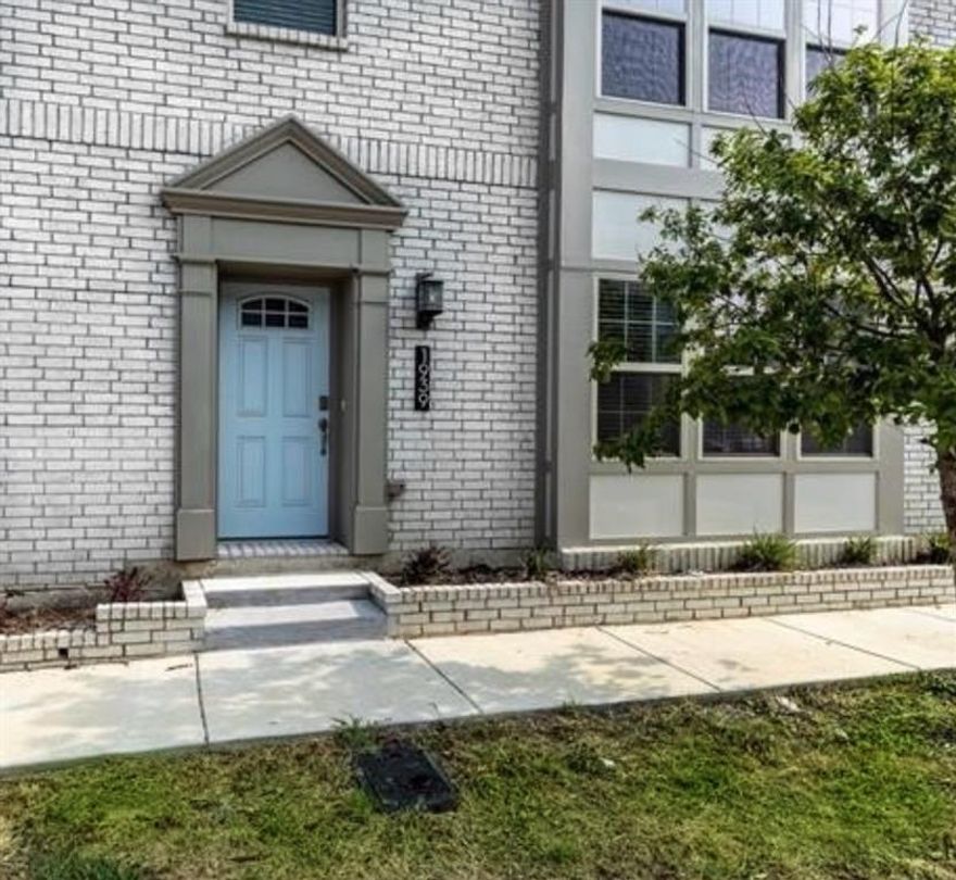 RARE OPPORTUNITY! Stunning 2-story, 2-bedroom home with a 2-car garage in a one of kind community. Classified as a Single-Family Residence—you own the land beneath you. Built with firewalls, radiant barrier, Wi-Fi–enabled HVAC, security system, Bluetooth-enabled LED lighting, separate fan switches, luxury plank flooring, window blinds with rods and curtains, and a convenient pet door.
The open-concept Kitchen, Living, and Dining area features a counter-height island, granite countertops, subway tile backsplash, oversized farmhouse sink, and stainless-steel appliances—perfect for entertaining. Both bedrooms include private en-suite full baths (one upstairs, one downstairs), plus an additional private half bath for guests. Separate laundry room with full-size washer and dryer connections.
The garage is equipped with an EV charging plug, and the home includes a private sauna—a rare luxury! Community amenities include a dog park and an upcoming Market Green with plaza, gardens, and community-based retail along the frontage.
Ideally located in the Arlington Entertainment District, just minutes from AT&T Stadium, Globe Life Field, Texas Live!, Downtown Arlington, Six Flags, Hurricane Harbor, UTA, and under 2 miles to GM, Cowboys Stadium, and Rangers Ballpark. Quick access to all major highways provides easy commutes to Dallas and Fort Worth downtowns.
Rather you are looking for relaxing, entertainment, or entertaining others you have won't be disappointed.