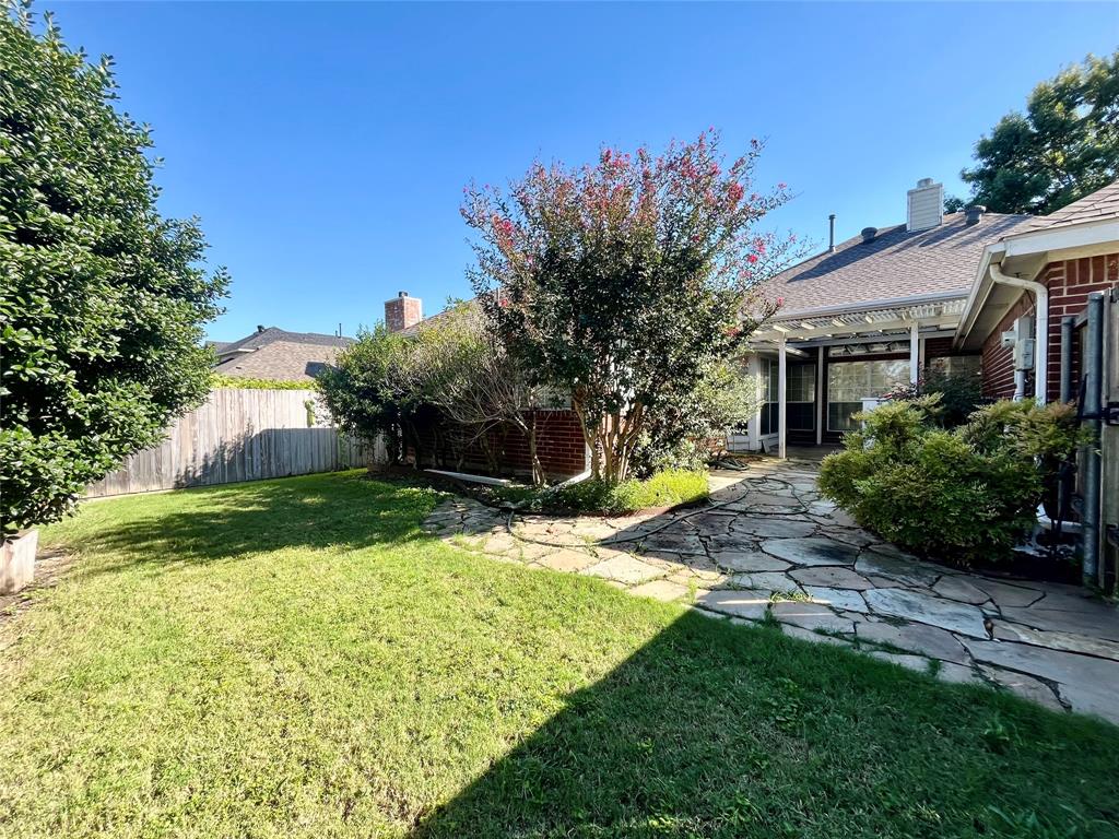 Hunters Glen Thirteen - Residential Lease