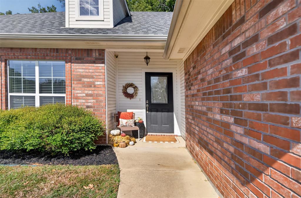 1629 Crockett Drive