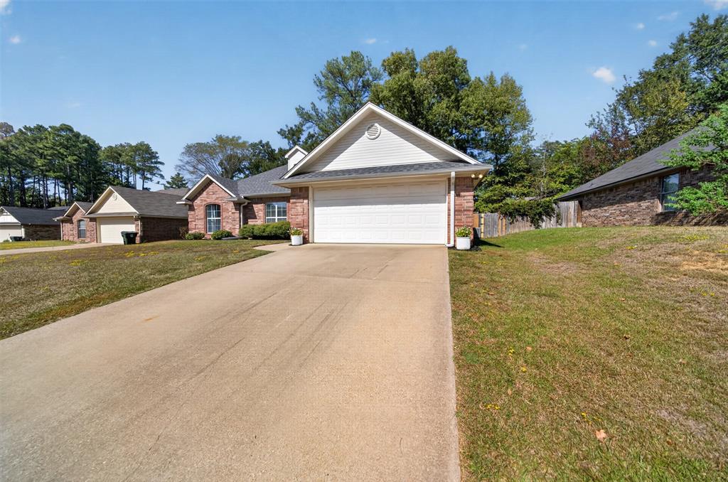 1629 Crockett Drive
