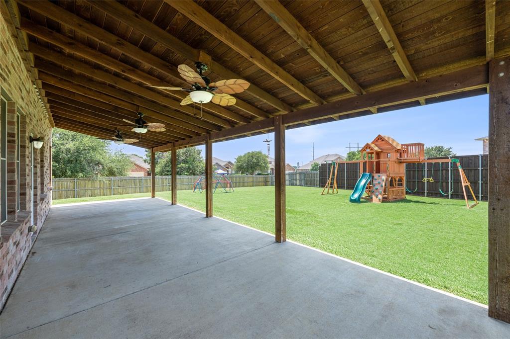 Denton, Texas 76210, United States, 4 Bedrooms Bedrooms, ,3 BathroomsBathrooms,Residential,Active,146538