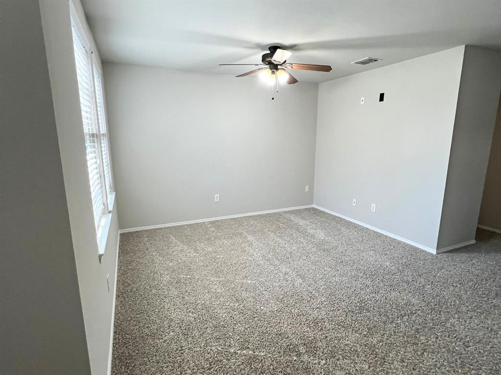 Denton, Texas 76210, United States, 4 Bedrooms Bedrooms, ,3 BathroomsBathrooms,Residential,Active,146538