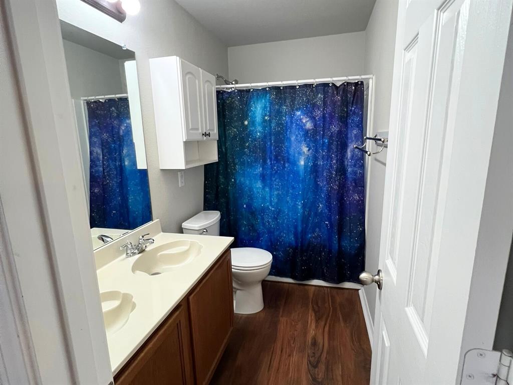 Denton, Texas 76210, United States, 4 Bedrooms Bedrooms, ,3 BathroomsBathrooms,Residential,Active,146538